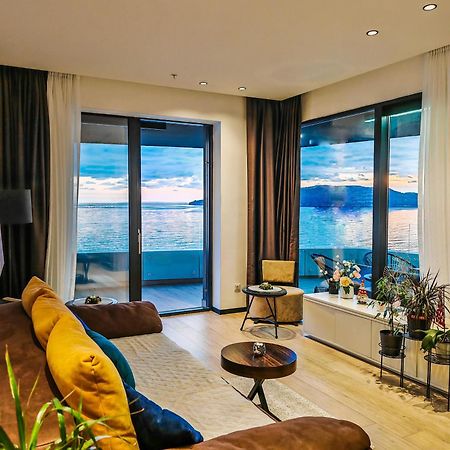 Beachfront Luxury Apartment Budva Bagian luar foto