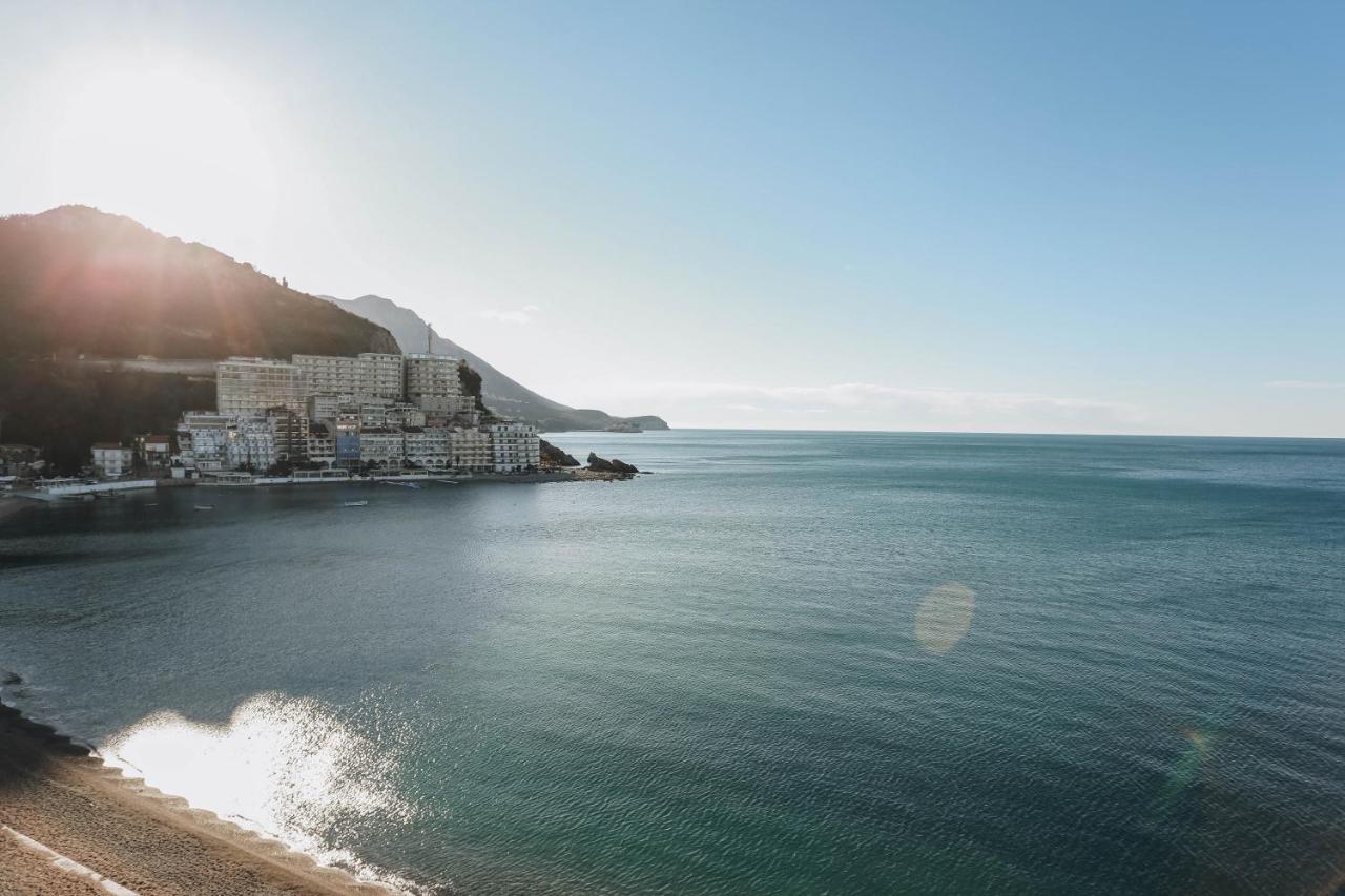 Beachfront Luxury Apartment Budva Bagian luar foto
