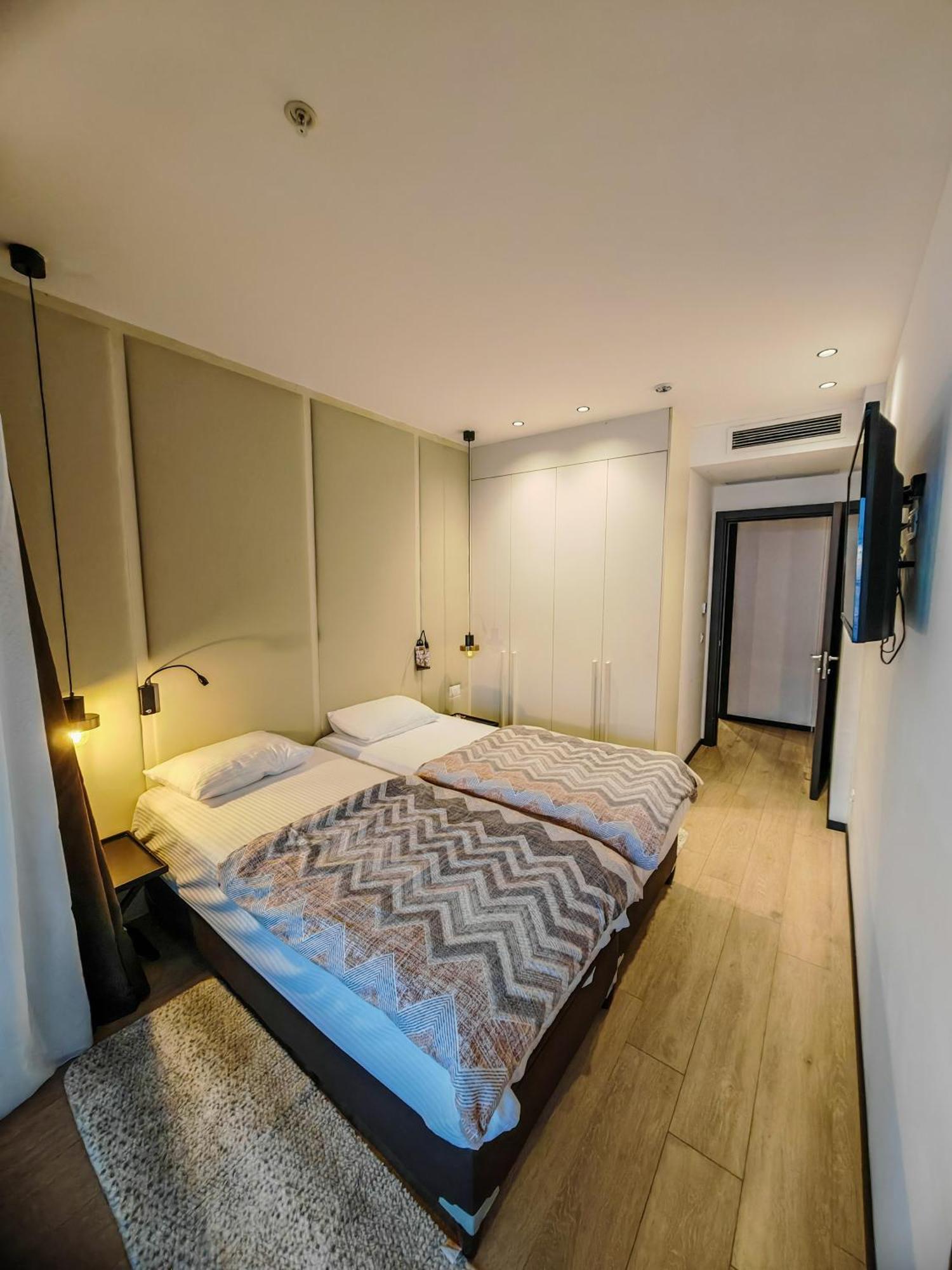 Beachfront Luxury Apartment Budva Bagian luar foto